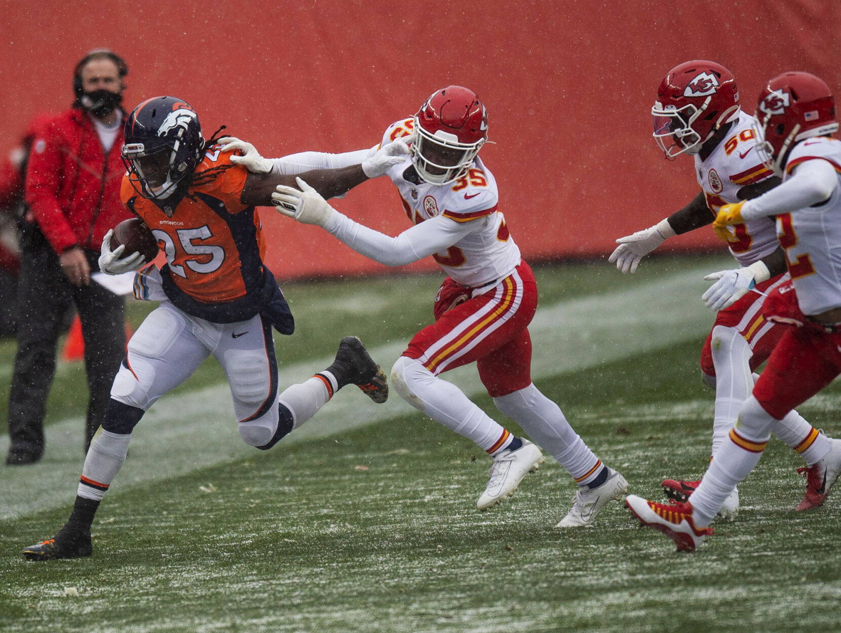 102620-s-broncos 06.jpg